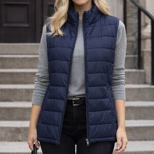 Tek Gear Women’s Vest Blue Size Medium Lightweight Activewear Outerwear